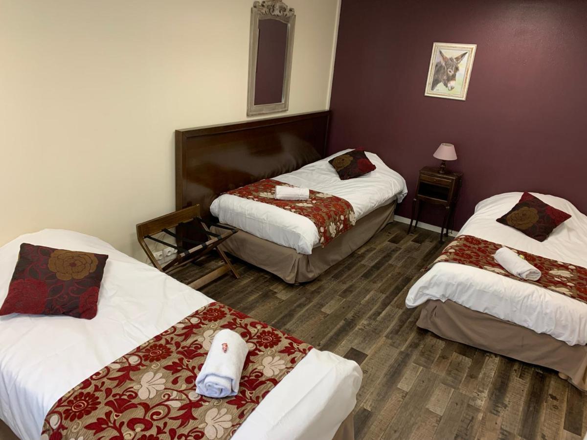 Logis Hotel Les Nympheas Chaufour-lès-Bonnières Eksteriør billede