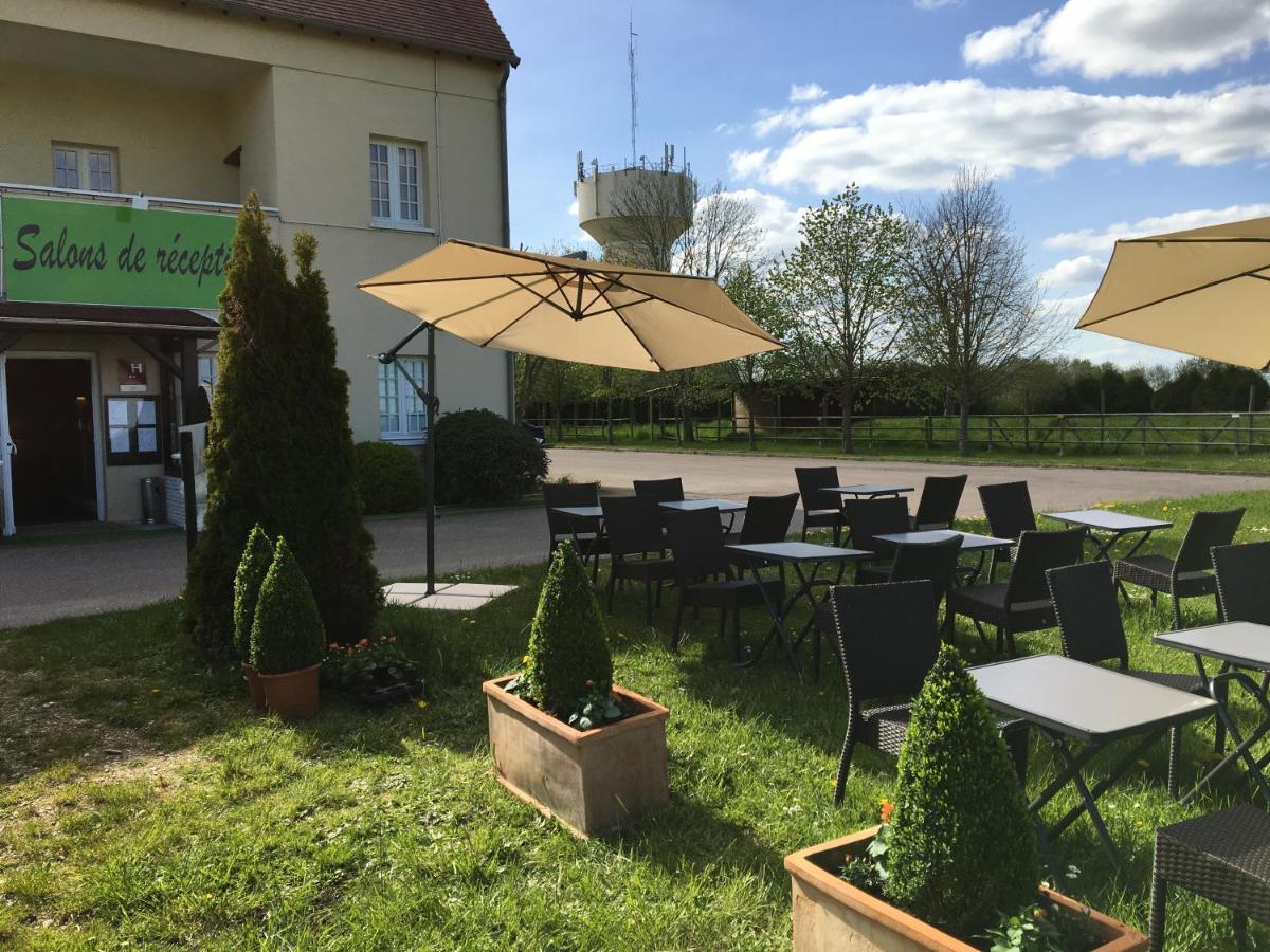 Logis Hotel Les Nympheas Chaufour-lès-Bonnières Eksteriør billede