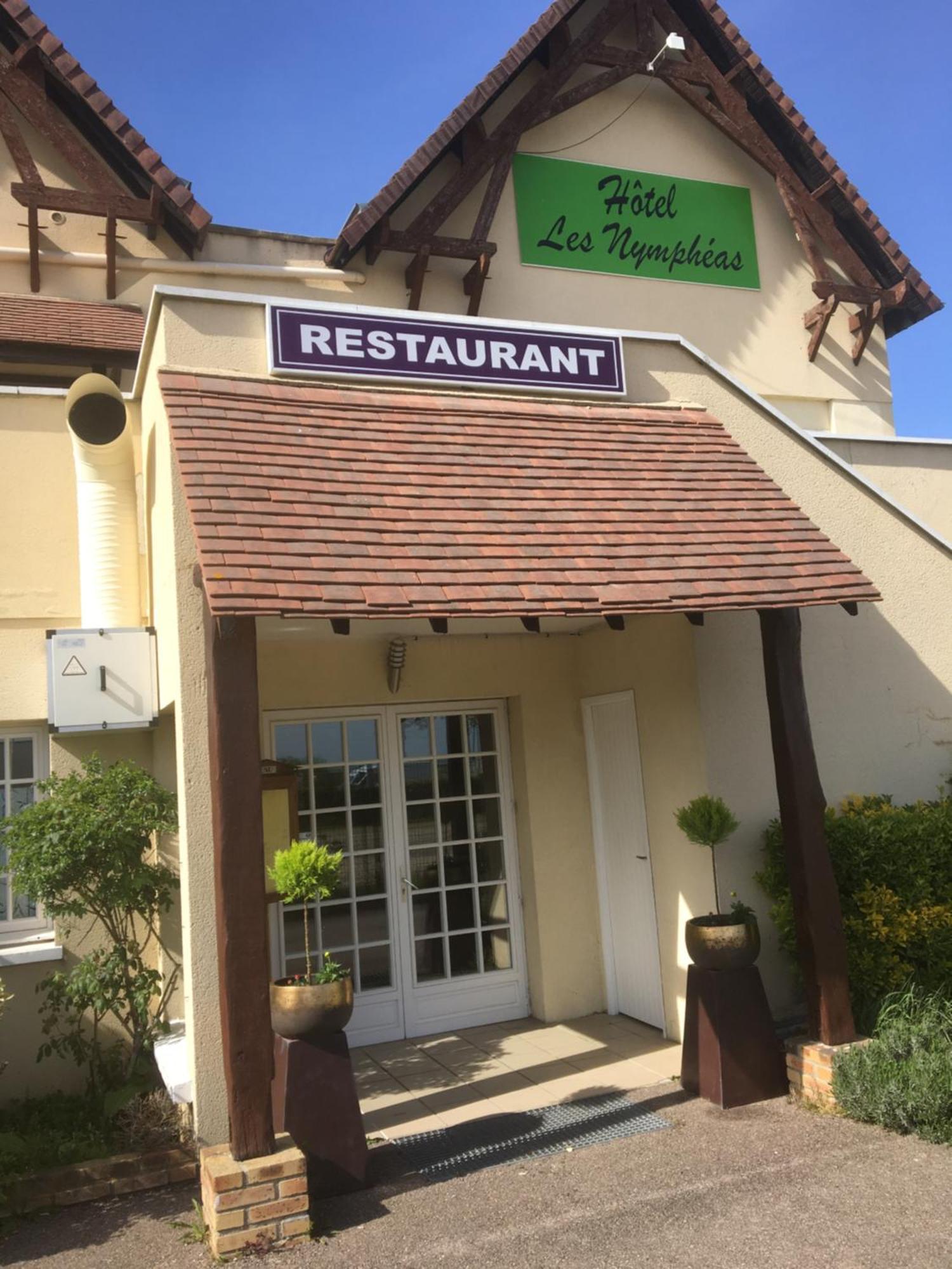 Logis Hotel Les Nympheas Chaufour-lès-Bonnières Eksteriør billede