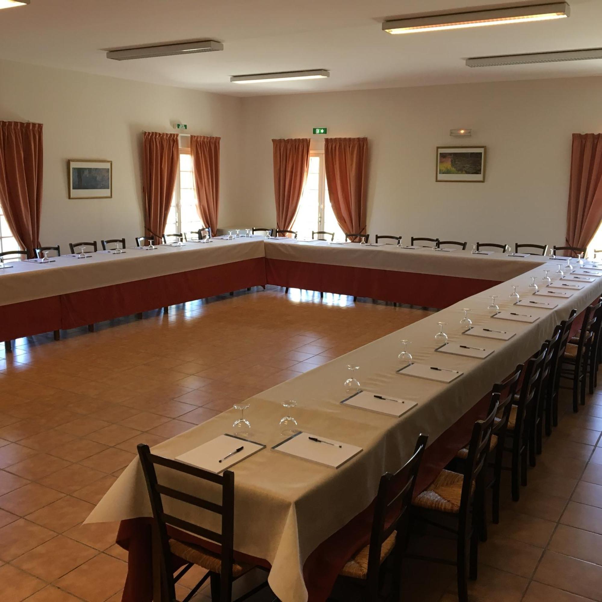 Logis Hotel Les Nympheas Chaufour-lès-Bonnières Eksteriør billede