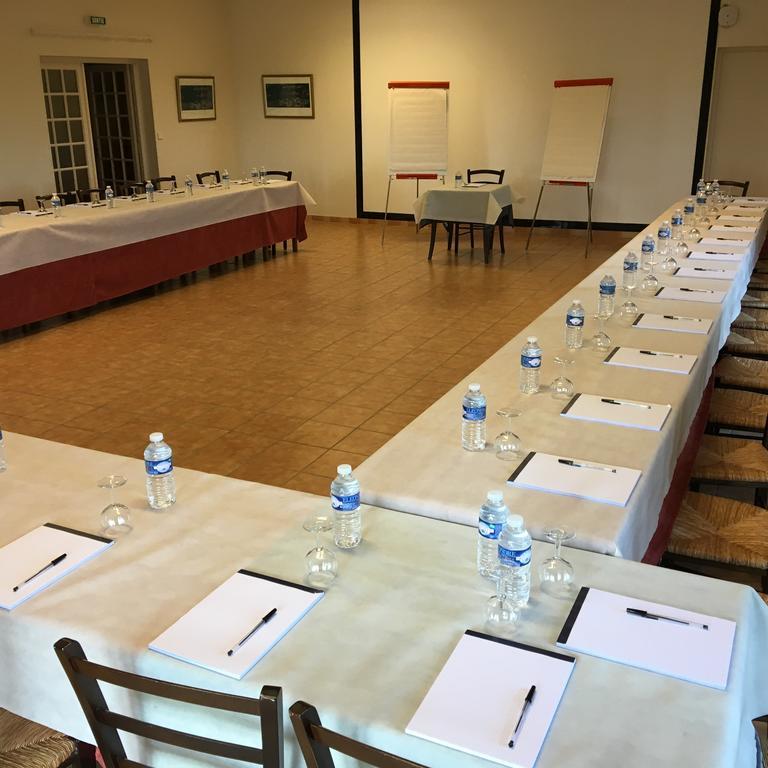 Logis Hotel Les Nympheas Chaufour-lès-Bonnières Eksteriør billede