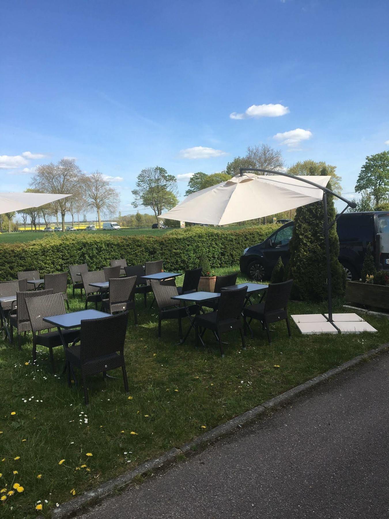 Logis Hotel Les Nympheas Chaufour-lès-Bonnières Eksteriør billede