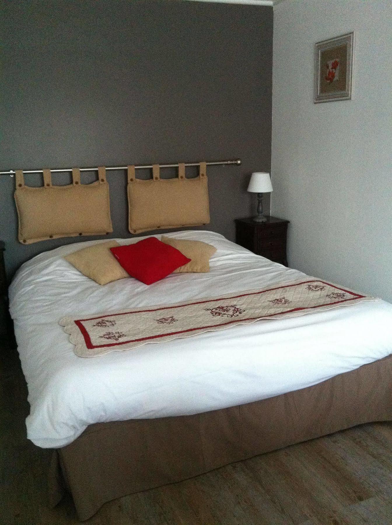 Logis Hotel Les Nympheas Chaufour-lès-Bonnières Eksteriør billede