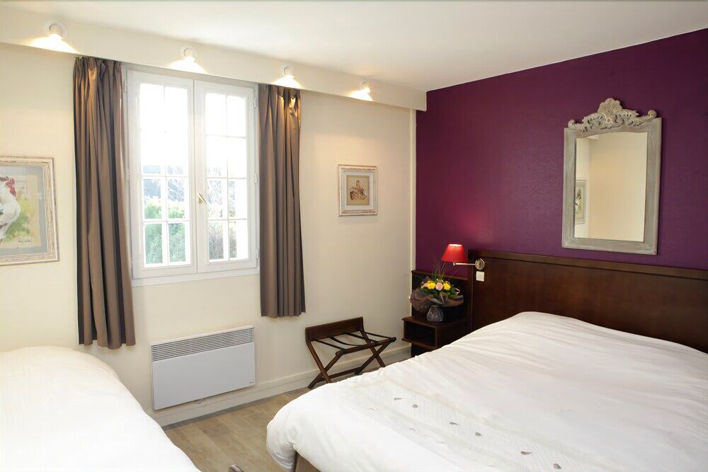 Logis Hotel Les Nympheas Chaufour-lès-Bonnières Eksteriør billede